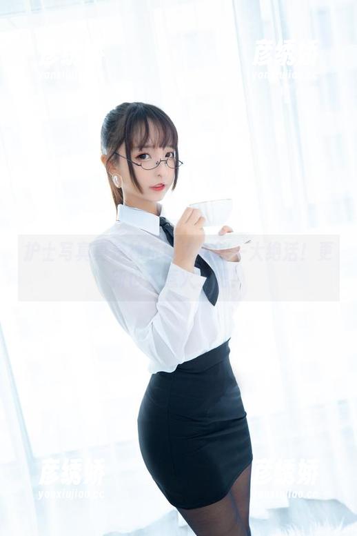 护士写真真是神乐坂真东的一大绝活！更新也太惹火了吧！