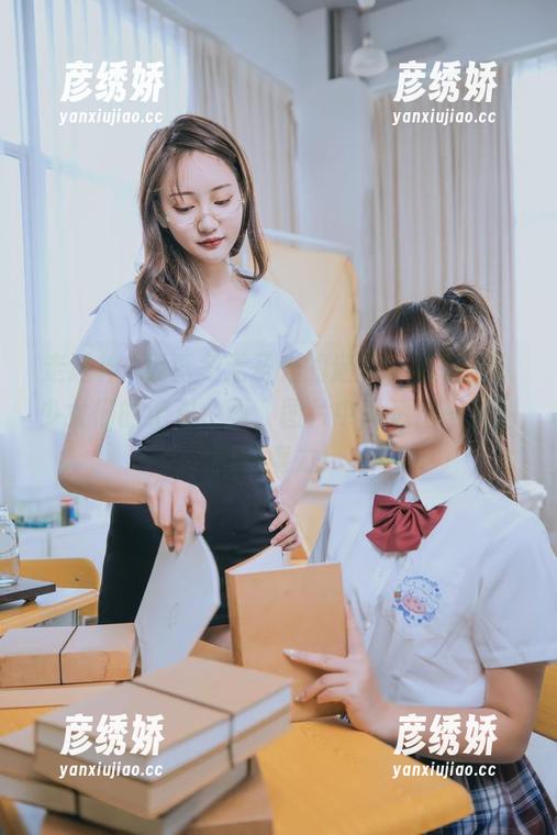 走进神楽坂真冬无圣光的迷雾，看啦啦队少女们的绝对企画，图片中竟透出一丝甜腻的魔力！