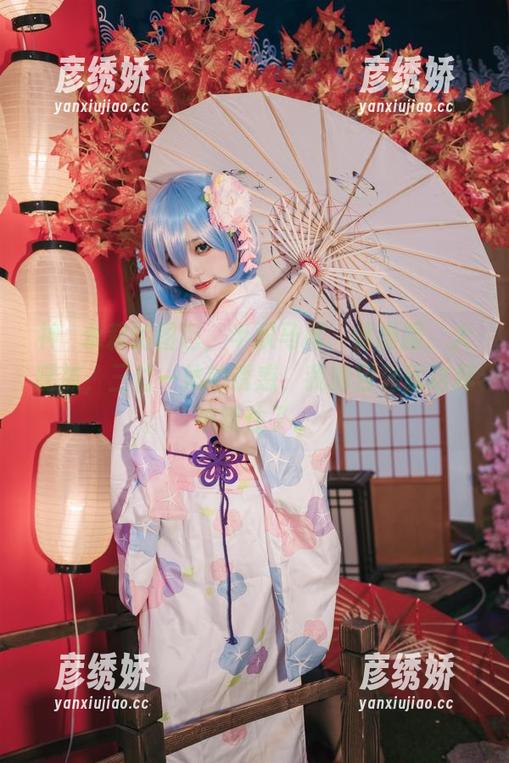 神沢永莉的图包，半双马尾、体操服、大腿袜，三位一体的诱惑，我的目光就这样被锁住了。