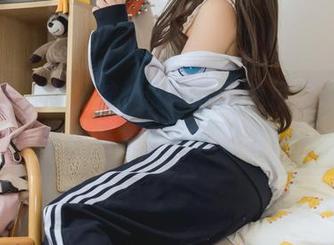 黄得那么甜，神沢永莉的黄色吊带睡衣兔兔作品集，一定要看！