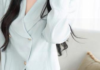 秀人网 – 原图大揭秘：冷月yuer网袜写真，谁说只看腿不看脸？