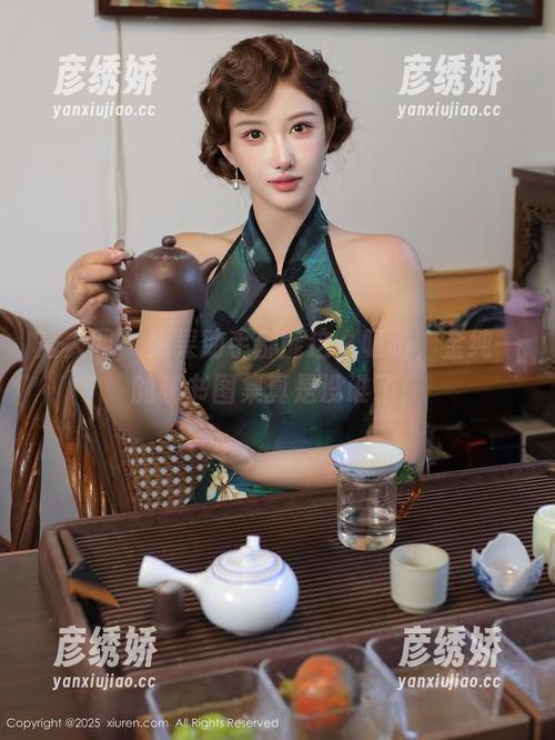 秀人网-金纯一 秀人网 - 如果助手都能这么吸睛,金纯一的秘书图集真是没谁了!