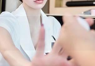 秀人网 – 厨娘也有个性：陈念灵Vickyao的私拍资源让你大开眼界！
