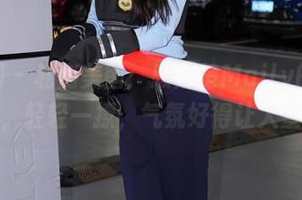 秀人网 – 私房美图：顾楚楚Maily的高跟鞋，轻轻一撩，气氛好得让人窒息