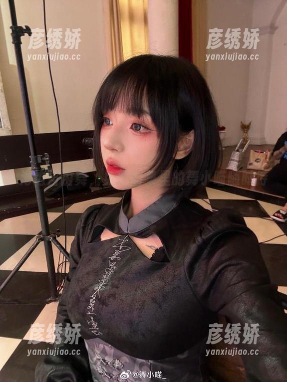 海边自由舞，免费图集里的舞小喵随时待命！