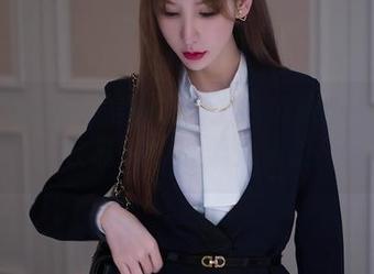 花漾show – 美图来袭：赵惟依coco的毛衣私拍，温柔又俏皮