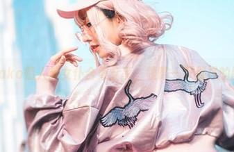 菌烨tako情人节女仆合集分享，领略一下别样的韵味！