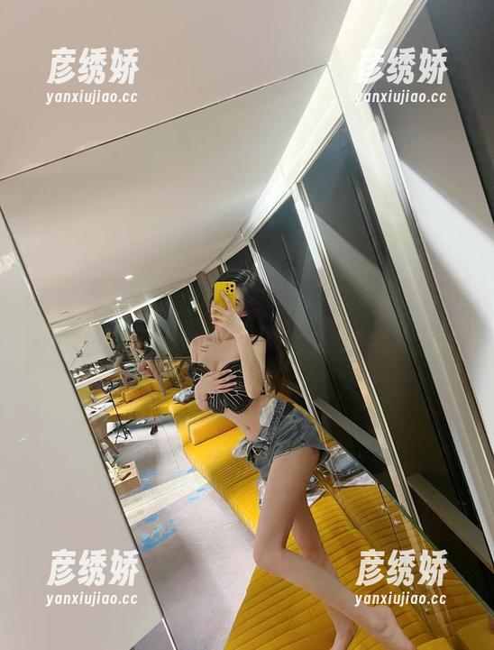 微密圈 - 美图探秘：葛征的黑点黑丝，谁能想象她的美会这样让人心跳加速？