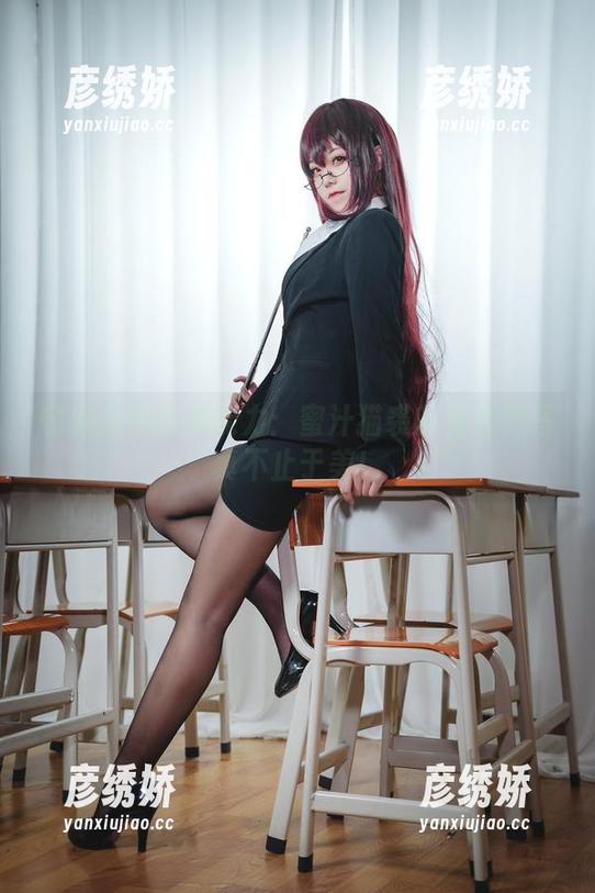 守财狐仙的超能力：蜜汁猫裘的无圣光写真不止于美！