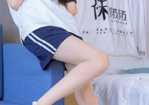 袜啵啵 – 在雪糕与丝袜的私拍世界里，甜与美在交织