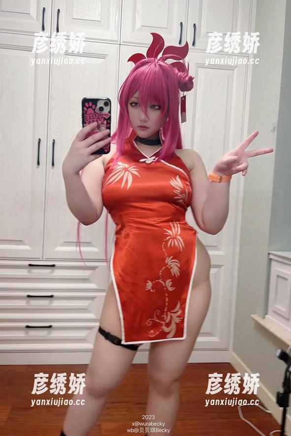 贝贝琪Becky白色毛衣在线曝光，谁说毛衣不能和优雅划上等号？