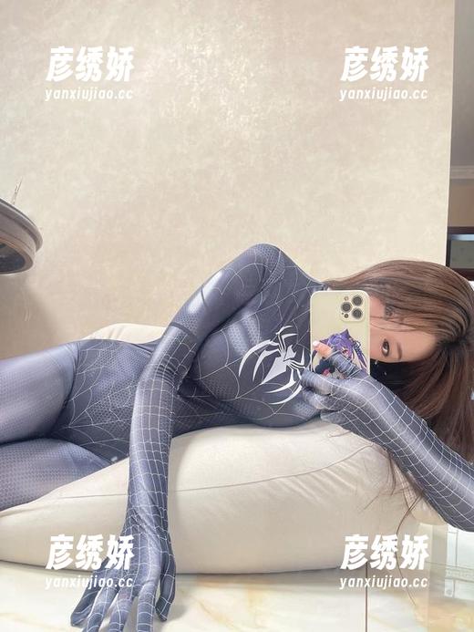 微密圈 - 风格独特，雪怡妹纸的女王美图分享，萌点满满