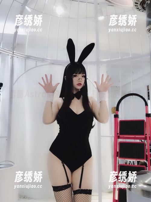 雪晴Astra的浴缸梦境：高清作品集中那些轻盈的瞬间