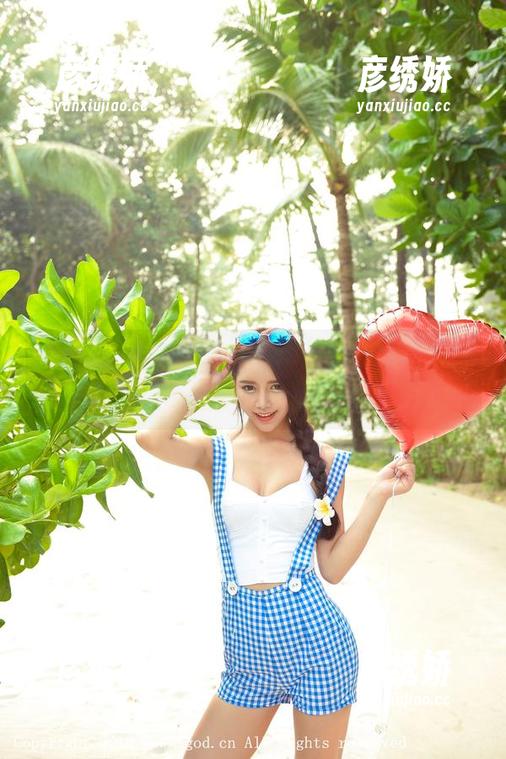 青豆客-雨婷goddess 青豆客 - 雨婷goddess穿着白裙走来:高清写真集,仿佛一场甜蜜的邂逅
