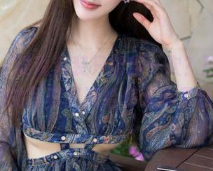 魅妍社 – 谁说套装只能穿一次？张优ayoyo的写真资源给你无限灵感！