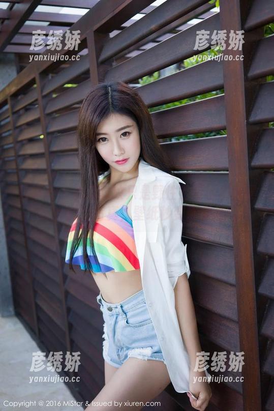 魅妍社 - 谁说豹纹只是野性？看看杨晨晨sugar的写真，壁纸秒变艺术品！