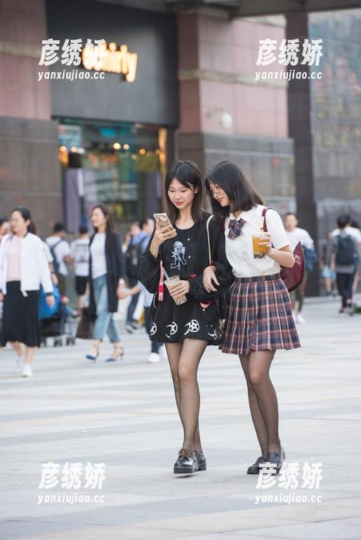 魔镜街拍 - 雨季不再来，凯恩的私拍美图让人心花怒放