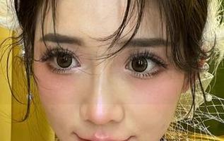 微密圈 – 黎允熙的礼服作品简直是我的梦中情衣，但我又有点怕穿出来的效果…